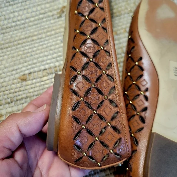 Michael Kors Gabriella Flats size 6 Leather EUC - Picture 13 of 13